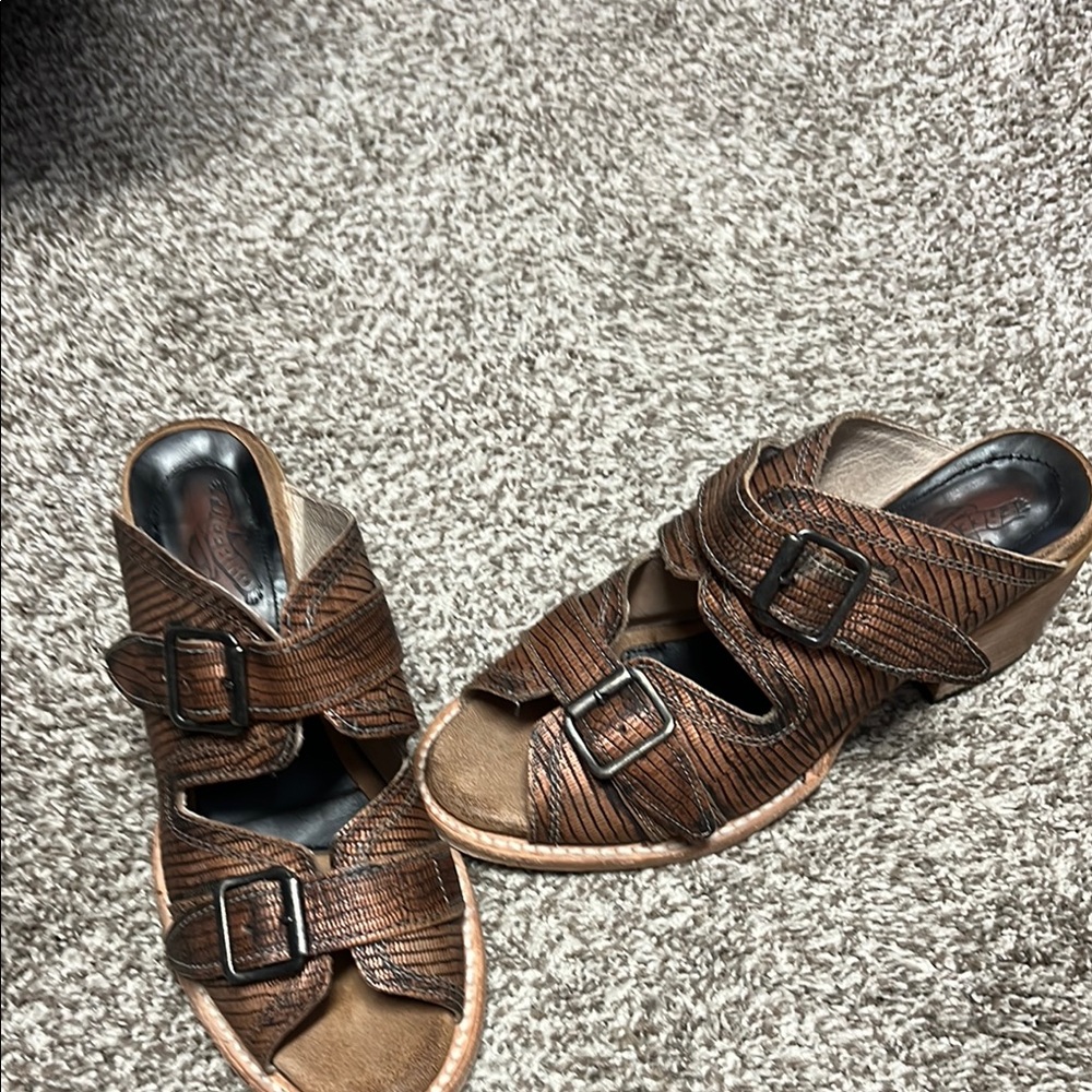 Brown Leather Sandals with Adjustable Straps